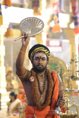 http://nithyananda.org/sites/default/files/photo-gallery/2018-12Dec-08-nithyananda-diary_bengaluru-aadheenam_uttamotama-seva_7T9A5104.JPG
