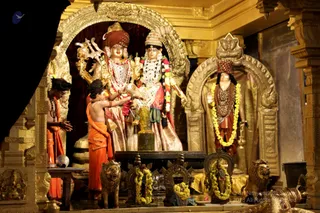 http://nithyananda.org/sites/default/files/photo-gallery/2018-12Dec-09-nithyananda-diary_bengaluru-aadheenam_uttamotama-seva_7T9A5229_0.JPG