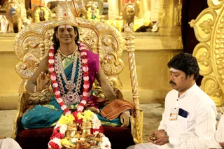http://nithyananda.org/sites/default/files/photo-gallery/2018-12Dec-10-nithyananda-diary_bengaluru-aadheenam_uttamotama-seva_7T9A5407.JPG
