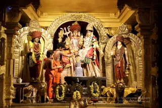 http://nithyananda.org/sites/default/files/photo-gallery/2018-12Dec-10-nithyananda-diary_bengaluru-aadheenam_uttamotama-seva_7T9A5409.JPG