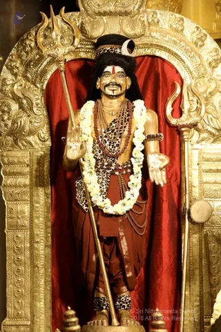 http://nithyananda.org/sites/default/files/photo-gallery/2018-12Dec-11-nithyananda-diary_bengaluru-aadheenam_uttamotama-seva_7T9A5546_0.JPG