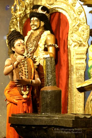 http://nithyananda.org/sites/default/files/photo-gallery/2018-12Dec-12-nithyananda-diary_bengaluru-aadheenam_uttamotama-seva_7T9A5757.JPG