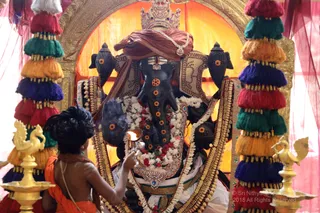 http://nithyananda.org/sites/default/files/photo-gallery/2018-12Dec-12-nithyananda-diary_bengaluru-aadheenam_uttamotama-seva_7T9A5896.JPG