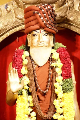 http://nithyananda.org/sites/default/files/photo-gallery/2018-12Dec-13-nithyananda-diary_bengaluru-aadheenam_uttamotama-seva_7T9A5995.JPG