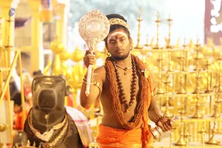 http://nithyananda.org/sites/default/files/photo-gallery/2018-12Dec-13-nithyananda-diary_bengaluru-aadheenam_uttamotama-seva_7T9A6010.JPG