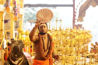 http://nithyananda.org/sites/default/files/photo-gallery/2018-12Dec-13-nithyananda-diary_bengaluru-aadheenam_uttamotama-seva_7T9A6018.JPG