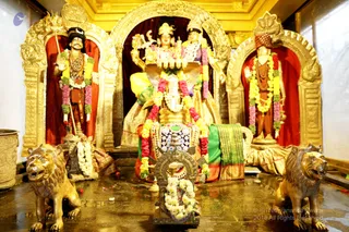 http://nithyananda.org/sites/default/files/photo-gallery/2018-12Dec-13-nithyananda-diary_bengaluru-aadheenam_uttamotama-seva_7T9A6068.JPG