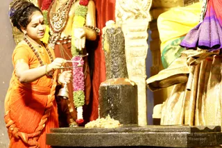 http://nithyananda.org/sites/default/files/photo-gallery/2018-12Dec-14-nithyananda-diary_bengaluru-aadheenam_uttamotama-seva_7T9A6208.JPG