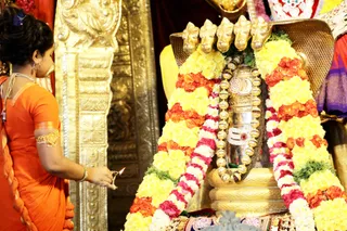 http://nithyananda.org/sites/default/files/photo-gallery/2018-12Dec-14-nithyananda-diary_bengaluru-aadheenam_uttamotama-seva_7T9A6335.JPG