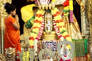 http://nithyananda.org/sites/default/files/photo-gallery/2018-12Dec-14-nithyananda-diary_bengaluru-aadheenam_uttamotama-seva_7T9A6346.JPG