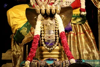 http://nithyananda.org/sites/default/files/photo-gallery/2018-12Dec-15-nithyananda-diary_bengaluru-aadheenam_uttamotama-seva_7T9A6370.JPG