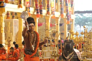http://nithyananda.org/sites/default/files/photo-gallery/2018-12Dec-15-nithyananda-diary_bengaluru-aadheenam_uttamotama-seva_7T9A6427.JPG