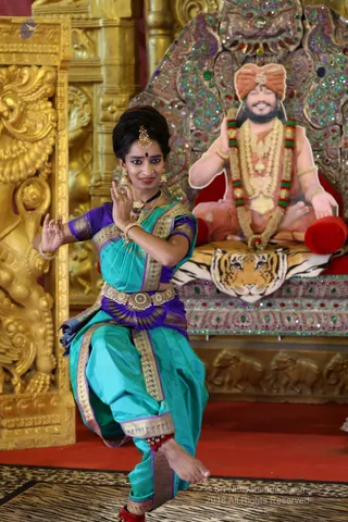http://nithyananda.org/sites/default/files/photo-gallery/2018-12Dec-15-nithyananda-diary_bengaluru-aadheenam_uttamotama-seva_7T9A6496.JPG