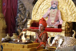 http://nithyananda.org/sites/default/files/photo-gallery/2018-12Dec-16-nithyananda-diary_bengaluru-aadheenam_uttamotama-seva_7T9A6802.JPG