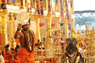 http://nithyananda.org/sites/default/files/photo-gallery/2018-12Dec-17-nithyananda-diary_bengaluru-aadheenam_uttamotama-seva_7T9A6900.JPG