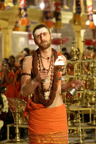 http://nithyananda.org/sites/default/files/photo-gallery/2018-12Dec-18-nithyananda-diary_bengaluru-aadheenam_uttamotama-seva_7T9A7057.JPG
