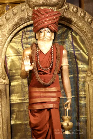 http://nithyananda.org/sites/default/files/photo-gallery/2018-12Dec-18-nithyananda-diary_bengaluru-aadheenam_uttamotama-seva_7T9A7104.JPG