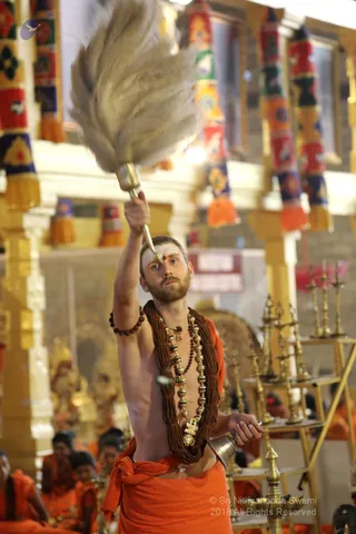 http://nithyananda.org/sites/default/files/photo-gallery/2018-12Dec-18-nithyananda-diary_bengaluru-aadheenam_uttamotama-seva_7T9A7139.JPG