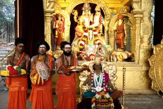 http://nithyananda.org/sites/default/files/photo-gallery/2018-12Dec-19-nithyananda-diary_bengaluru-aadheenam_uttamotama-seva_7T9A7438.JPG