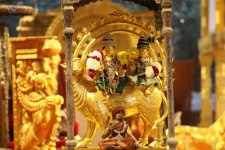 http://nithyananda.org/sites/default/files/photo-gallery/2018-12Dec-24-nithyananda-diary_bengaluru-aadheenam_uttamotama-seva_7T9A9188.JPG