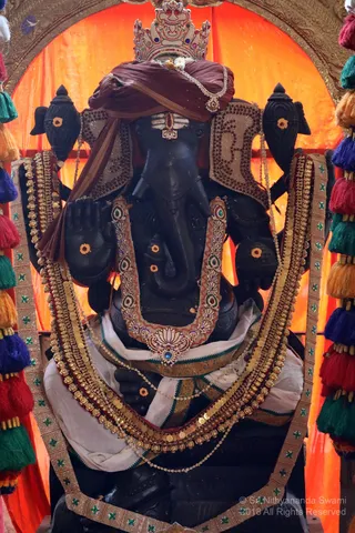 http://nithyananda.org/sites/default/files/photo-gallery/2018-12Dec-24-nithyananda-diary_bengaluru-aadheenam_uttamotama-seva_7T9A9316.JPG