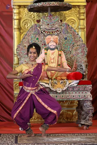 http://nithyananda.org/sites/default/files/photo-gallery/2018-12Dec-24-nithyananda-diary_bengaluru-aadheenam_uttamotama-seva_7T9A9353.JPG