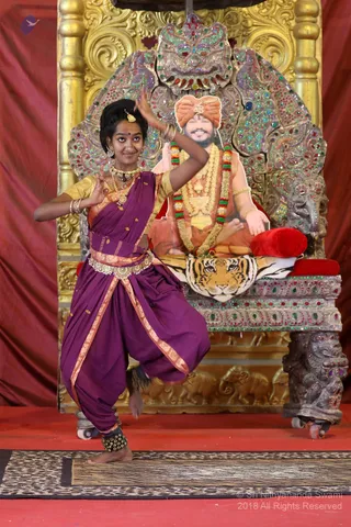 http://nithyananda.org/sites/default/files/photo-gallery/2018-12Dec-24-nithyananda-diary_bengaluru-aadheenam_uttamotama-seva_7T9A9354.JPG