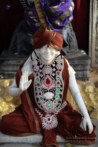 https://nithyananda.org/sites/default/files/photo-gallery/2019-01JAN-04-nithyananda-diary_bengaluru-aadheenam_uttamotama-seva_IMG_5674.JPG?1546691021