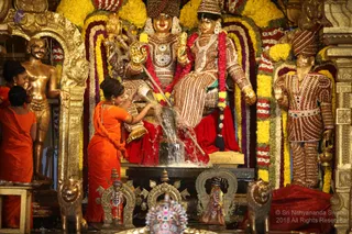 https://nithyananda.org/sites/default/files/photo-gallery/2019-01JAN-04-nithyananda-diary_bengaluru-aadheenam_uttamotama-seva_IMG_5745.JPG?1546691140