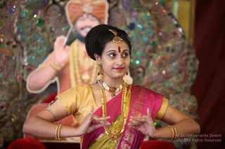 https://nithyananda.org/sites/default/files/photo-gallery/2019-01JAN-04-nithyananda-diary_bengaluru-aadheenam_uttamotama-seva_IMG_5783.JPG?1546691398