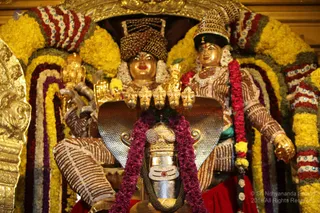 https://nithyananda.org/sites/default/files/photo-gallery/2019-01JAN-04-nithyananda-diary_bengaluru-aadheenam_uttamotama-seva_IMG_5890.JPG?1546691794