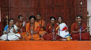 http://nithyananda.org/sites/default/files/photo-gallery/202014-06jun-16-nithyananda-diary_IMG_5529_bidadi-bhajan_0.JPG