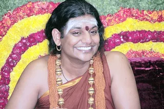 Swamiji explains the digvijaya of Meenakshi - over all directions and lokas.