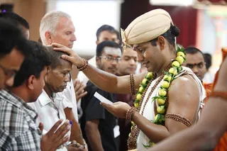 http://nithyananda.org/sites/default/files/photo-gallery/21_Nithyananda_13_Apr_2012.JPG