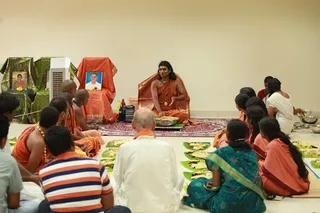 http://nithyananda.org/sites/default/files/photo-gallery/21_nithyananda_12oct2012.JPG