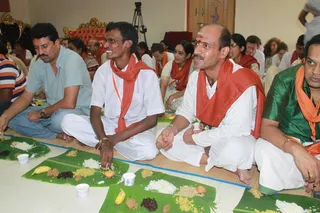 http://nithyananda.org/sites/default/files/photo-gallery/22_nithyananda_12oct2012.JPG