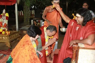 http://nithyananda.org/sites/default/files/photo-gallery/22_nithyananda_14oct2012.JPG