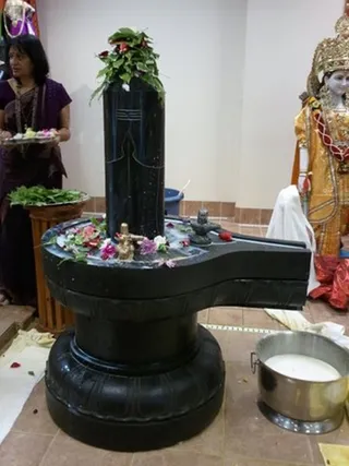 http://nithyananda.org/sites/default/files/photo-gallery/27-Nithyananda_1.jpg