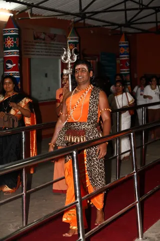http://nithyananda.org/sites/default/files/photo-gallery/28_1.JPG
