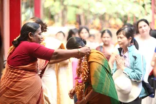 http://nithyananda.org/sites/default/files/photo-gallery/28_Nithyananda_14th_Apr_2012_0.JPG