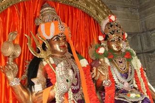 http://nithyananda.org/sites/default/files/photo-gallery/2_nithyananda-temple_23aug2012.JPG