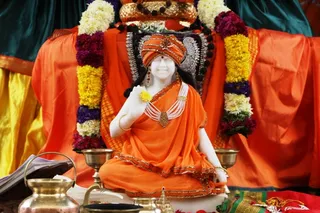 http://nithyananda.org/sites/default/files/photo-gallery/2_nithyananda_temple_16aug2012.JPG
