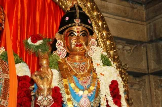 http://nithyananda.org/sites/default/files/photo-gallery/2_nithyananda_temple_27aug2012_0.JPG