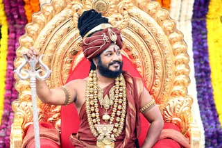 http://nithyananda.org/sites/default/files/photo-gallery/3-2016-12dec-12th-nithyananda-diary_4H7A9888_bengaluru-aadheenam-sadashivoham-day12-puja-rudrabhishekam-swamiji.jpg