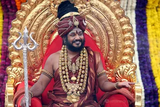 http://nithyananda.org/sites/default/files/photo-gallery/3-2016-12dec-12th-nithyananda-diary_4H7A9904_bengaluru-aadheenam-sadashivoham-day12-puja-rudrabhishekam-swamiji.jpg