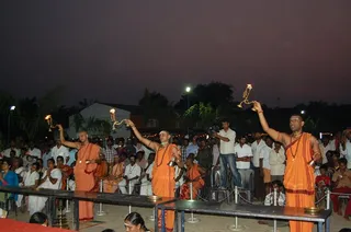 http://nithyananda.org/sites/default/files/photo-gallery/30dm.JPG