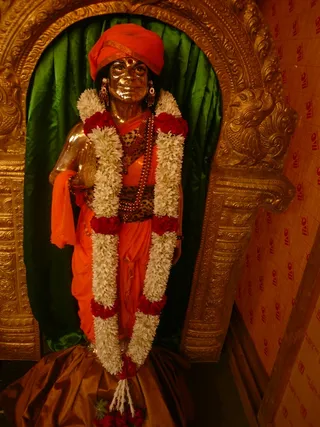 http://nithyananda.org/sites/default/files/photo-gallery/32-Nithyananda_2.JPG