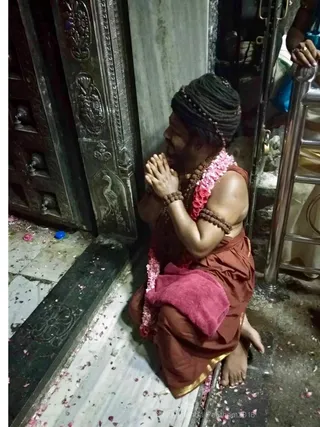 http://nithyananda.org/sites/default/files/photo-gallery/32652418_1745726342181875_2366691868185460736_n.jpg