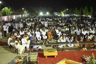 http://nithyananda.org/sites/default/files/photo-gallery/33dm.JPG