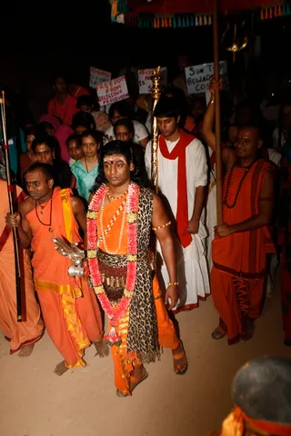 http://nithyananda.org/sites/default/files/photo-gallery/36_1.JPG